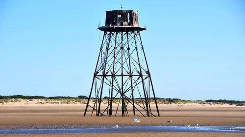 Marck : le phare de Walde classé monument historique
