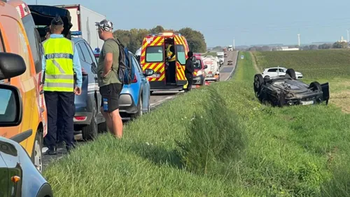 Un accident entre un camion et une voiture sur la RN4