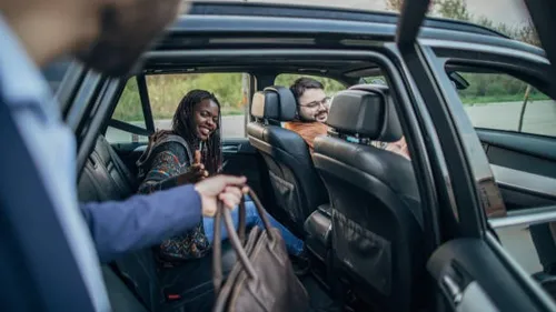 Le gouvernement envisage une prime de l'ordre de 100€ pour ceux qui...