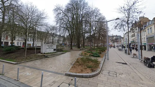 Amiens : un homme poignardé à mort place René-Goblet hier soir