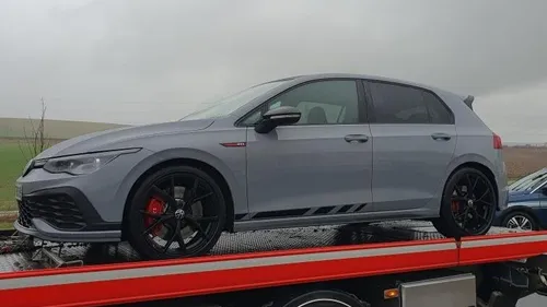 A peine achetée, déjà confisquée  