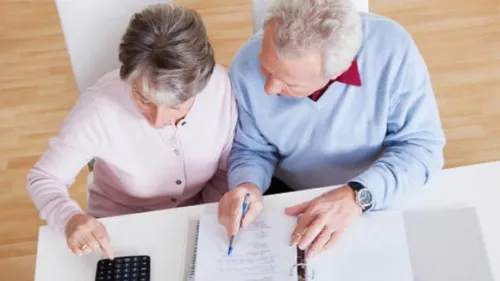 Retraites : la revalorisation de 4 % des pensions repoussée à...