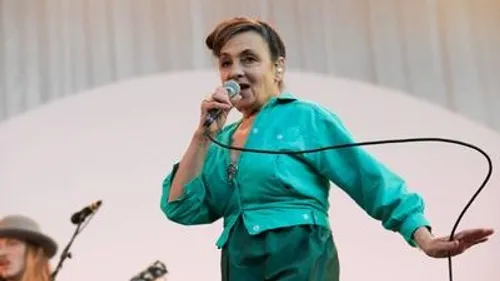 Catherine Ringer victime d'un malaise sur scène