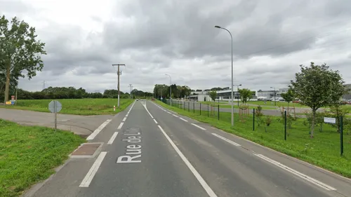 Corps dans un fossé à Sainghin-en-Mélantois : une voiture aurait...