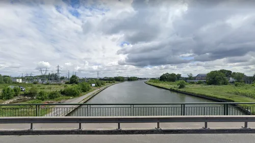 Un pêcheur meurt noyé après être tombé d'un pont à Sequedin