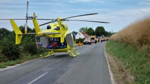 Une cycliste décède après avoir été percutée par une voiture près...