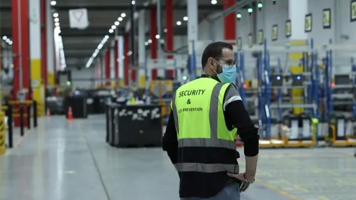 Amazon va recruter 12 000 personnes pour les fêtes de fin d'année