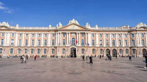 La Place du Capitole préselectionnée pour devenir le Monument...