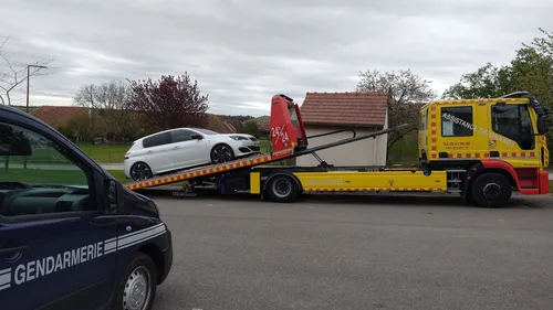 Un automobiliste contrôlé à 200 km/h sur une route départementale