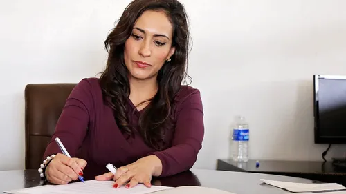 Journée des droits des femmes : les femmes sont payées 14,5% de...