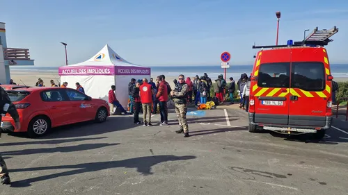 Le ministre de l'Intérieur Laurent Nuñez à Loon-Plage et Zuydcoote...