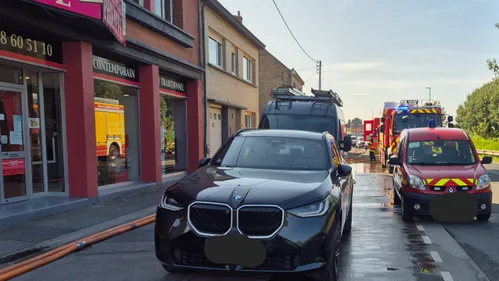 Un incendie dans un entrepôt à Cappelle-la-Grande ce mercredi 