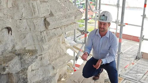 Aire-sur-la-Lys : 90 mètres cubes de pierres à remplacer à la...