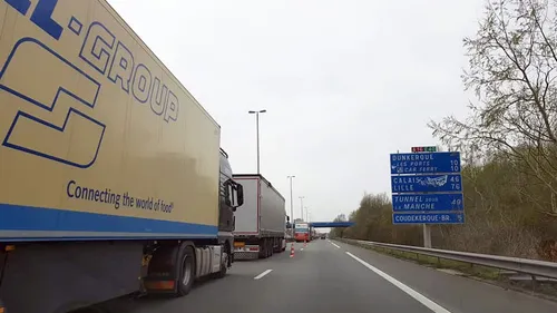 Entre Cappelle-la-Grande et Coudekerque-Branche, à...