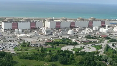 Les accès de la centrale nucléaire de Gravelines sont bloqués,...