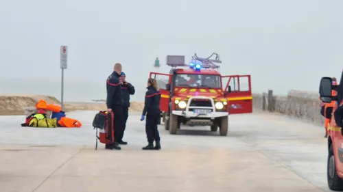 Wimereux : trois personnes piégées par la marée, récupérées par un...