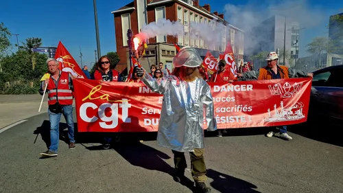 1er-Mai à Dunkerque : la gauche rassemblée face aux annonces...
