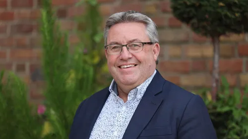 Le maire de Grande-Synthe porte plainte après avoir reçu des...