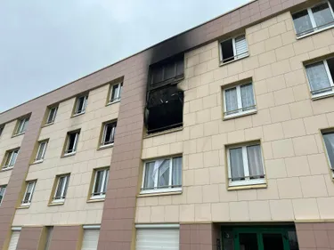Incendie à Longuenesse : "un feu exceptionnel" constate le chef des...