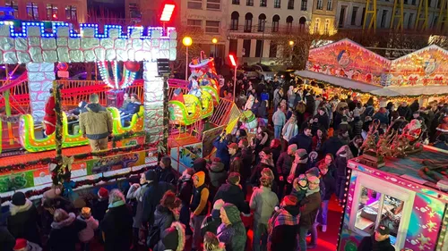 Saint-Omer : les festivités de Noël enfin lancées ! 