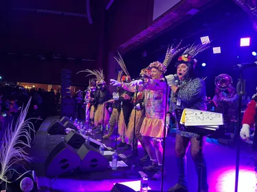 Les Prout enflamment le Palais des Arts pour lancer la saison...