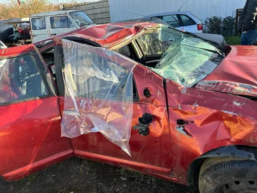 Victime de l'averse de grêle sur l'A16, Claudia recherche les...