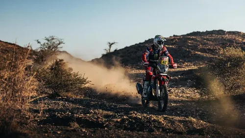 Dakar : Le podium se rapproche pour Adrien Van Beveren