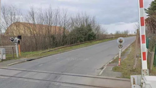 Calais : un train de marchandises a déraillé cette nuit rue des...