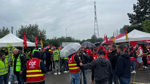 Plusieurs centaines de cheminots rassemblés à Grande-Synthe