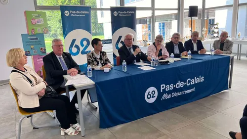 Pas-de-Calais : des totems, pour aider les parents à s'informer,...