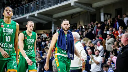 L'ESSM qui perd le match à ne pas perdre, le HBH71 dans le dur...
