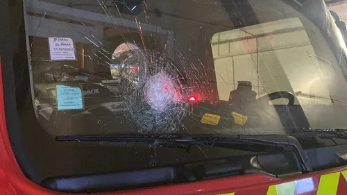 Gravelines : six pompiers agressés en pleine intervention à coups...