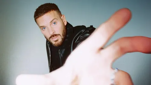 « Égaré » : M. Pokora donne une nouvelle vie à son titre