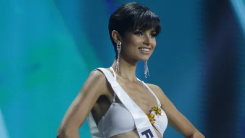 Eve Gilles termine dans le TOP 30 de Miss Univers ! 