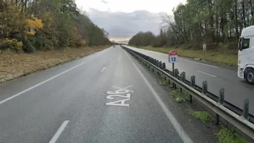 L’A26 paralysée entre Calais et Saint-Omer par une série...