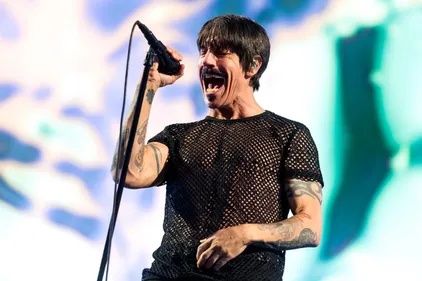 Cinéma - Un biopic sur le chanteur des Red Hot Chili Peppers est en...