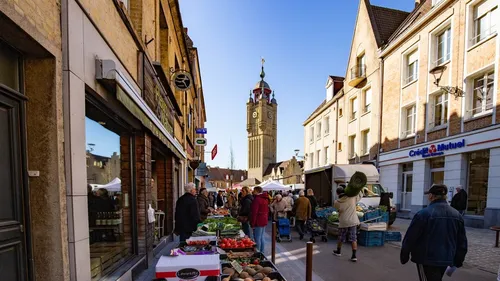 Plus beau marché de France : Bergues en finale