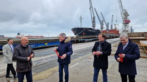  Le Port de Dunkerque se développe encore avec une nouvelle ligne...