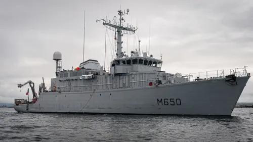 En escale à Dunkerque, le chasseur de mines Sagittaire proposera...