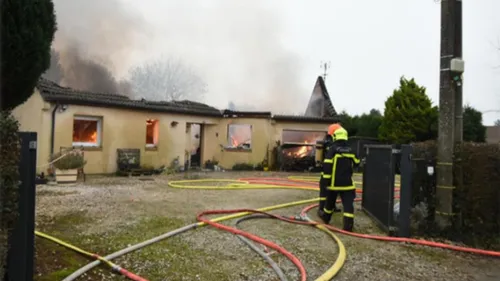 Une maison en feu au Ventus d’Alembon ce mardi après-midi