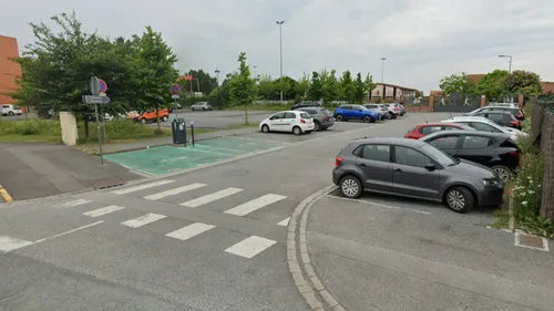 Steenvoorde : un homme retrouvé mort près du stade de foot