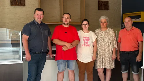 Wavrans-sur-l’Aa : du pain chaud et des colis sous le même toit Aux...