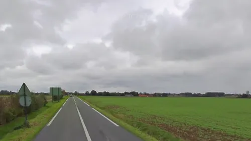 Audruicq : une moto renversée par une voiture