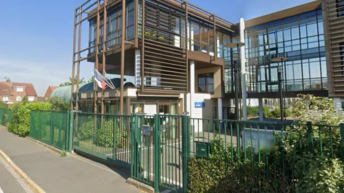 Un ministre va dormir dans un lycée d'Aire-sur-la-Lys