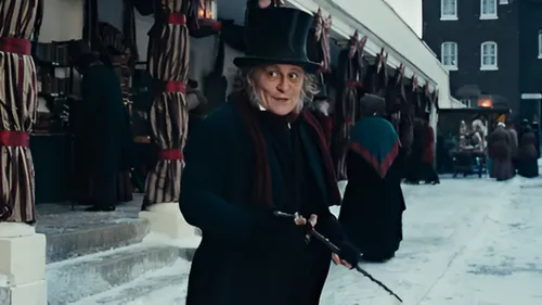 Mylène Farmer signe un titre inédit pour le film « Scrooge » avec...