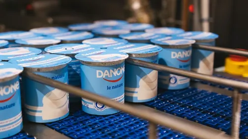 Danone fête les 100 ans de sa laiterie de Bailleul et renforce sa...