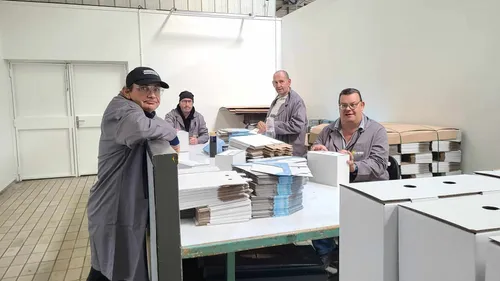 Outreau: immersion dans les ateliers de l'ESAT, où travaillent 115...
