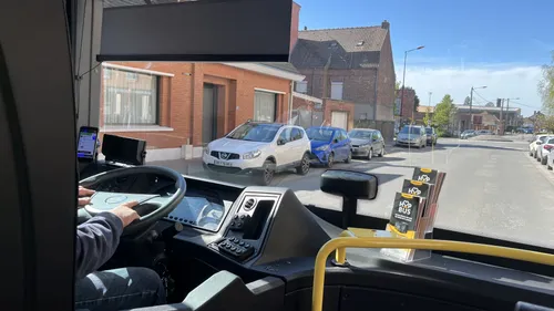Face à la flambée du prix du carburant, Hazebrouck mise sur le bus...