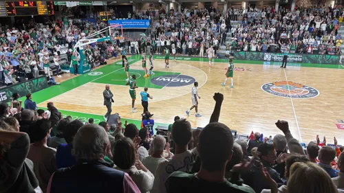 Basket : L'ESSM s'impose au Chaudron et rejoint la finale des...