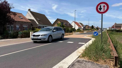 Imaginée il y a 20 ans, la route entre Saint-Omer et Clairmarais...